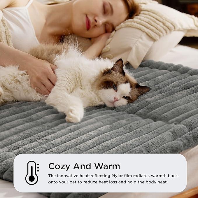 Self-Warming Pet Bed